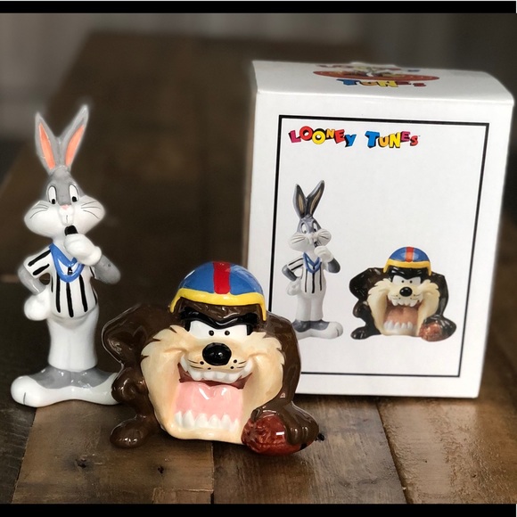 🚫SOLD🚫Vintage Looney Tunes Salt & Pepper Shaker - Picture 1 of 2